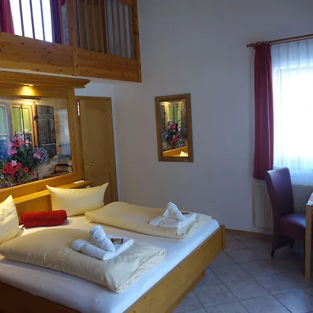 Hotel Hotel-gasthof Der Wiesengrund 3*