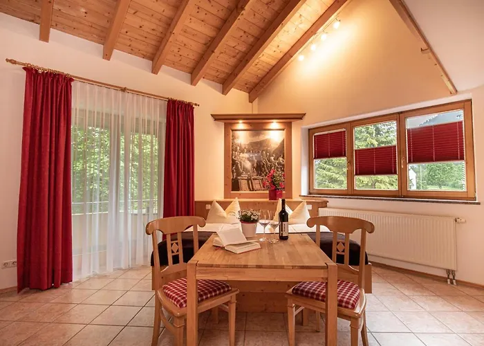 Hotel Hotel-gasthof Der Wiesengrund 3*