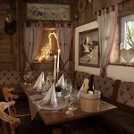 Hotel-gasthof Der Wiesengrund ホテル バート・ヒンデラング