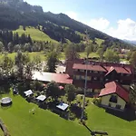 Hotel-gasthof Der Wiesengrund 3*
