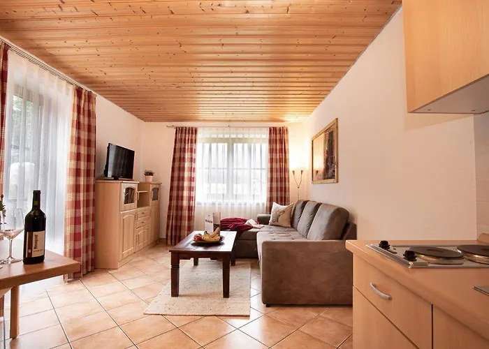 מלון Hotel-gasthof Der Wiesengrund 3*